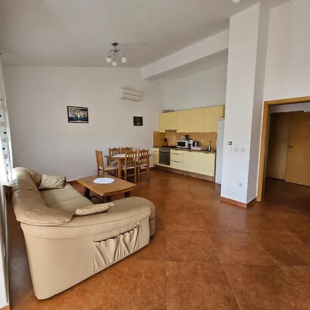 Apartment Kaja *