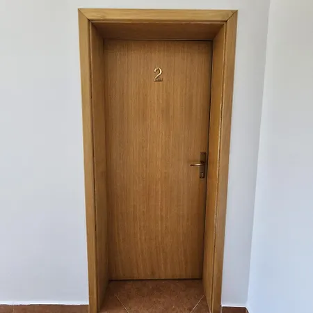 Kaja פולה